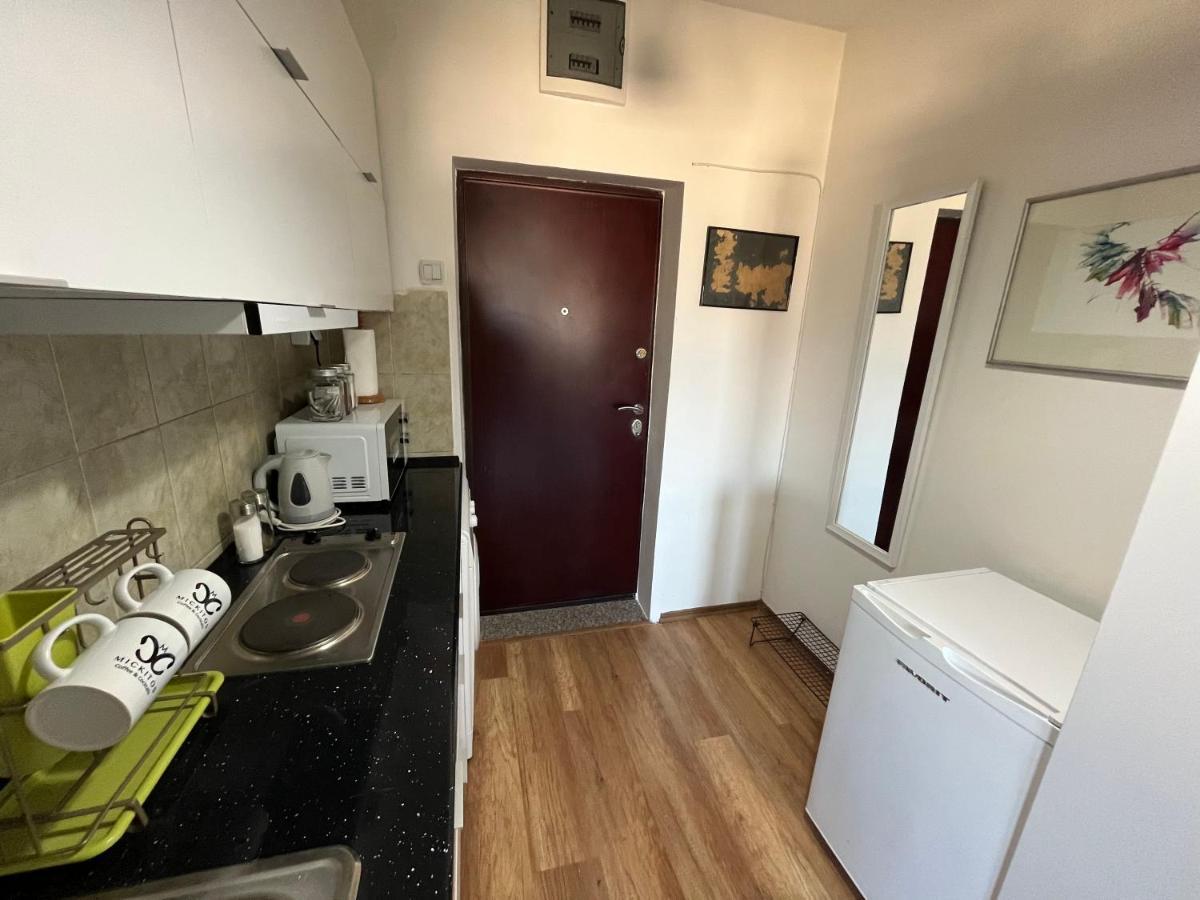 Mickitos City Center Apartment Skopje Zewnętrze zdjęcie