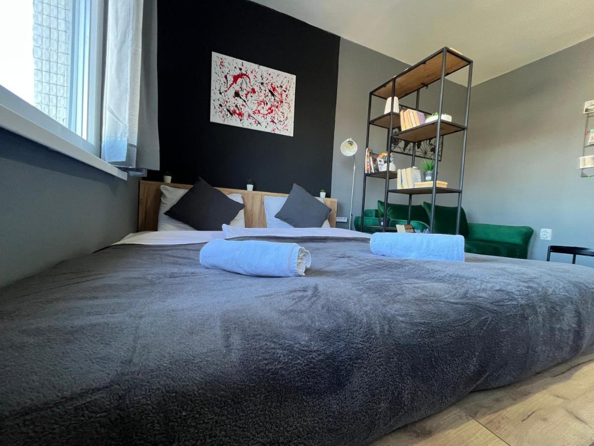 Mickitos City Center Apartment Skopje Zewnętrze zdjęcie