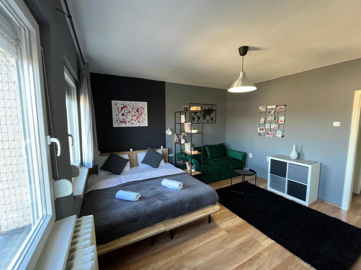 Mickitos City Center Apartment Skopje Zewnętrze zdjęcie