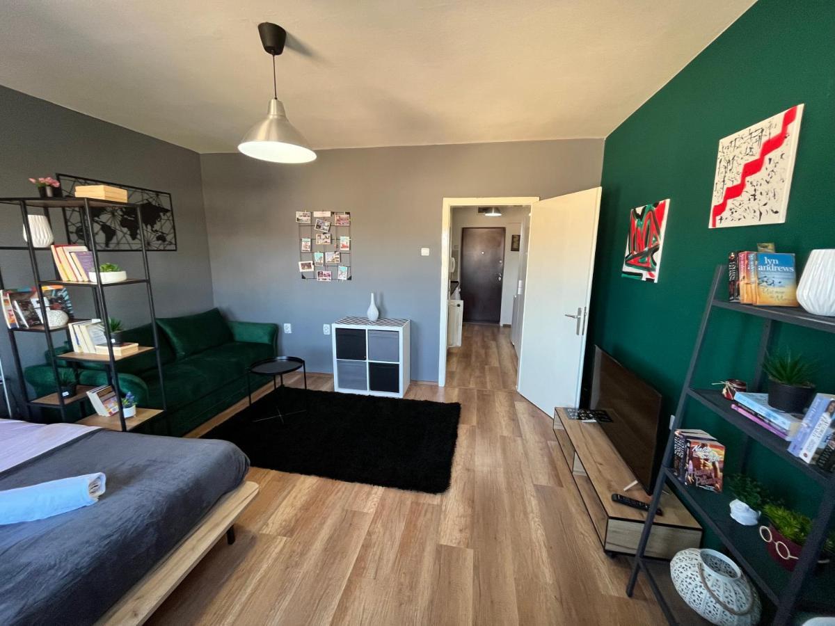 Mickitos City Center Apartment Skopje Zewnętrze zdjęcie