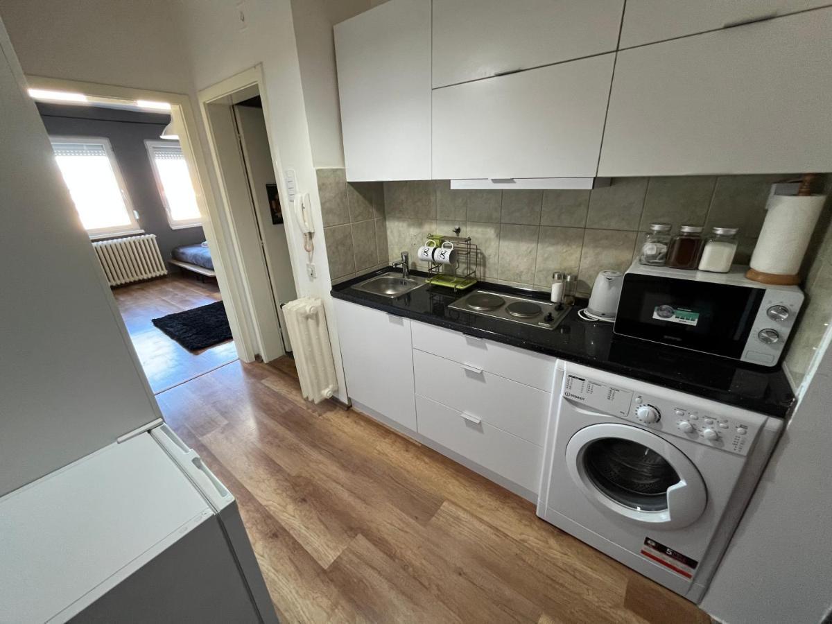Mickitos City Center Apartment Skopje Zewnętrze zdjęcie