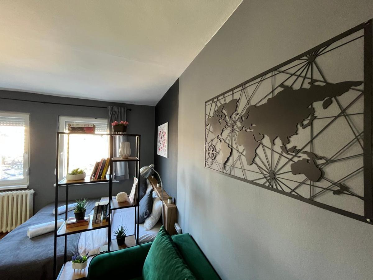 Mickitos City Center Apartment Skopje Zewnętrze zdjęcie